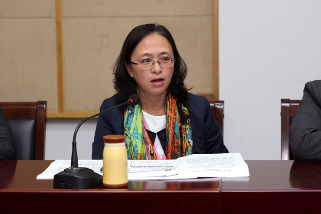 食品学院党委书记向琪交流发言