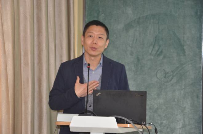 南京医科大学赵晨教授作报告