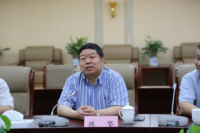 陈坚校长致欢迎词