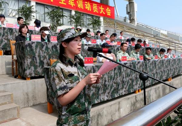 带队辅导员代表发言