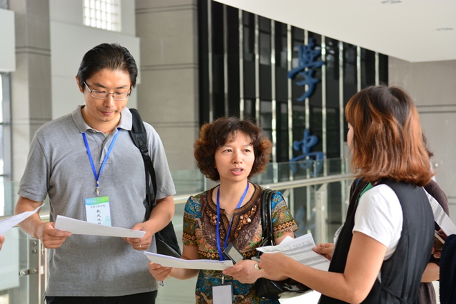 生工学院领导进行课堂教风学风巡视