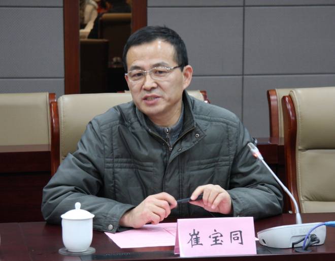 我校举行2015年“无锡人才奖学金颁奖大会”\1江南大学校长助理、学生工作处处长崔宝同讲话