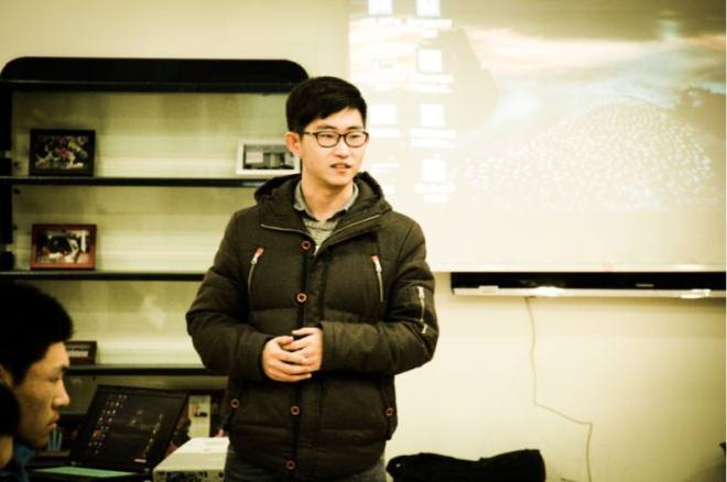 新媒体工作室第一届执行委员会主任杨涛作相关介绍