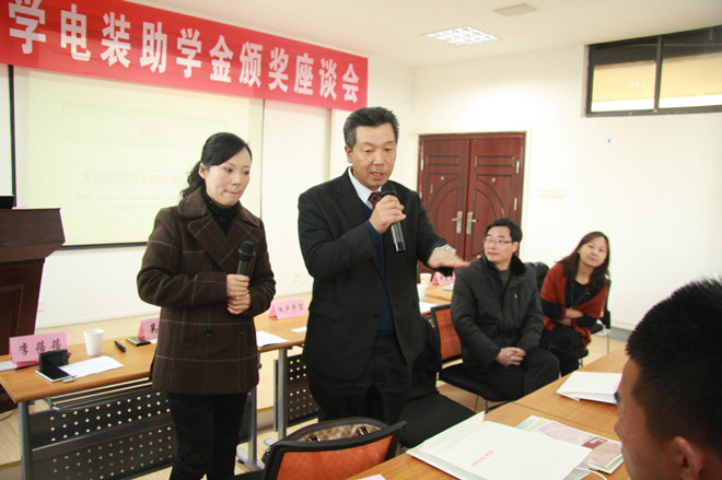 无锡电装汽车部件有限公司总经理池户千宏与学生互动交流