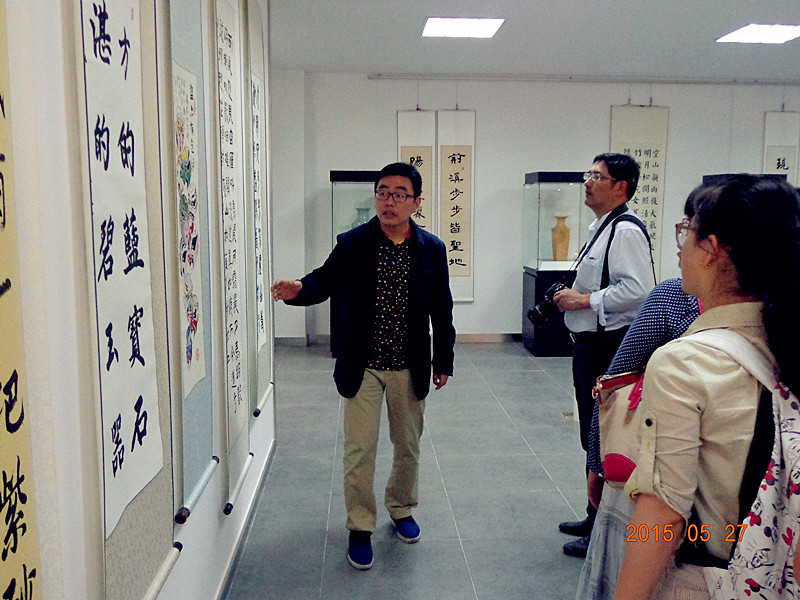 走进丁小陶艺中心