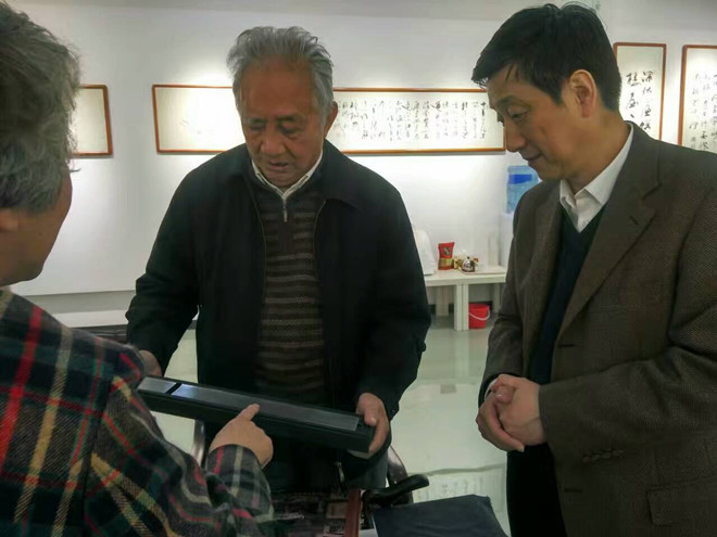 赠送礼品