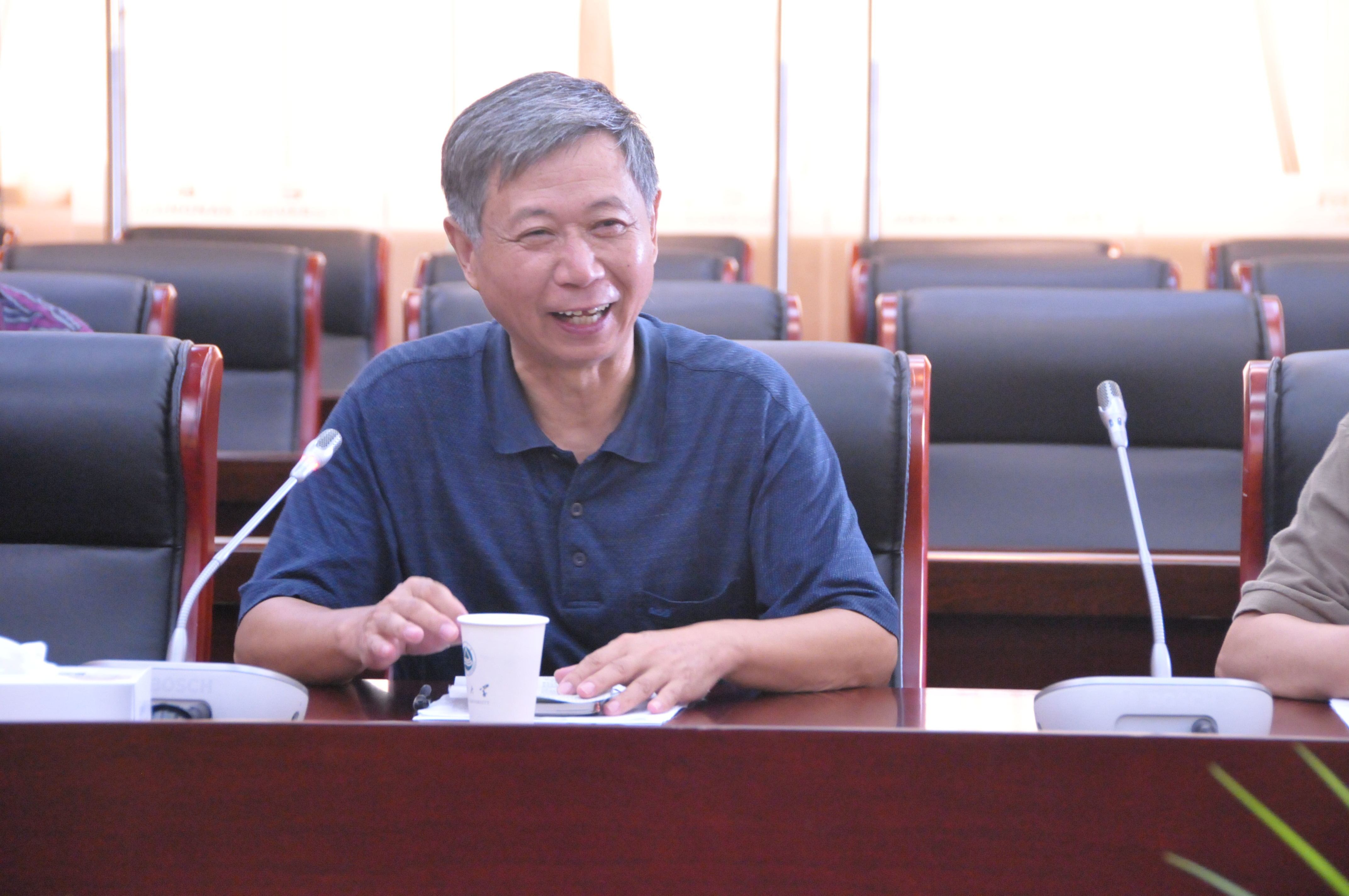 江南大学关工委常务副主任娄国栋做工作总结