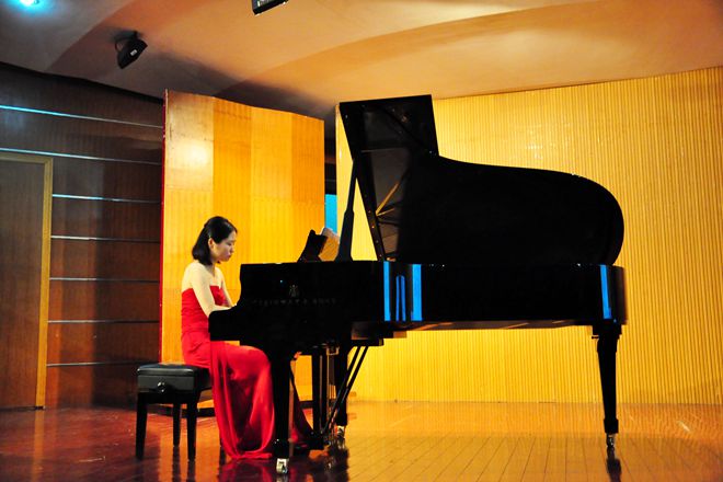 朱昊冰现场演奏