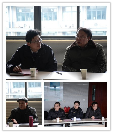 座谈会现场指导老师发表意见