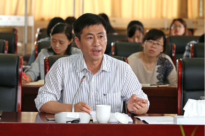 校党委常委、组织部长戴月波发表讲话