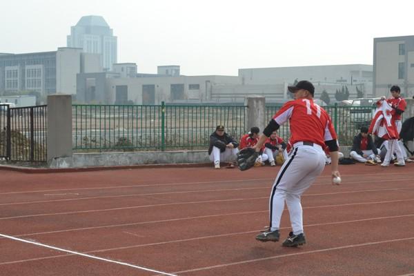 棒球掷远