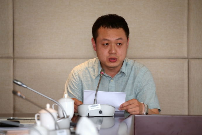 理学院带训辅导员郝志敏发言