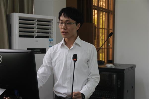 学生答辩