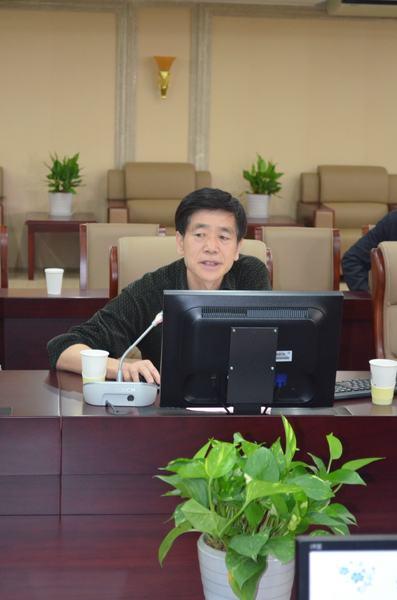 人文学院院长陈明选教授交流发言