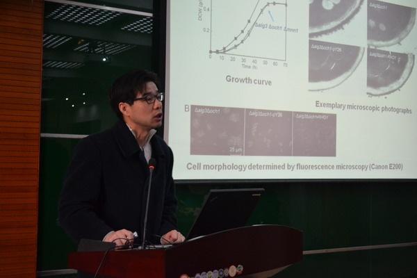 高晓冬教授作代表性研究报告