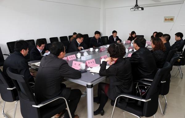院系及党委职能部门负责人座谈会