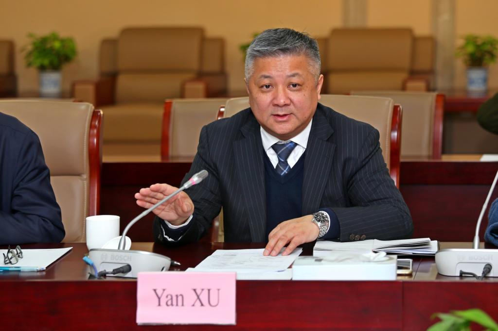副校长徐岩主持孔子学院理事会