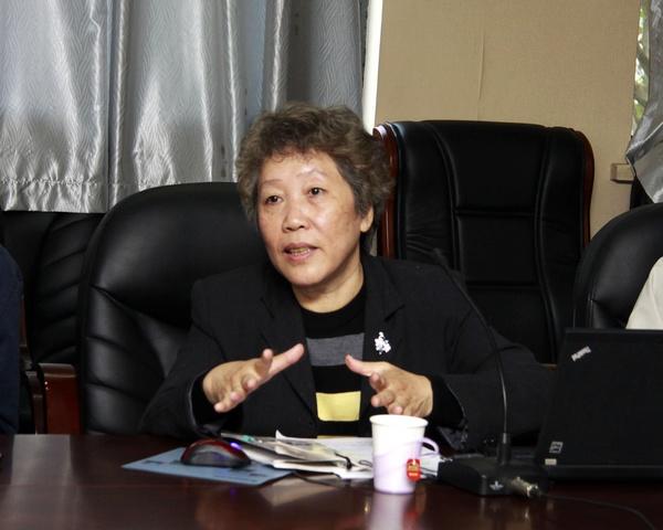 校教育发展基金会王武理事长做题为“为人为学的问与思”的专题报告