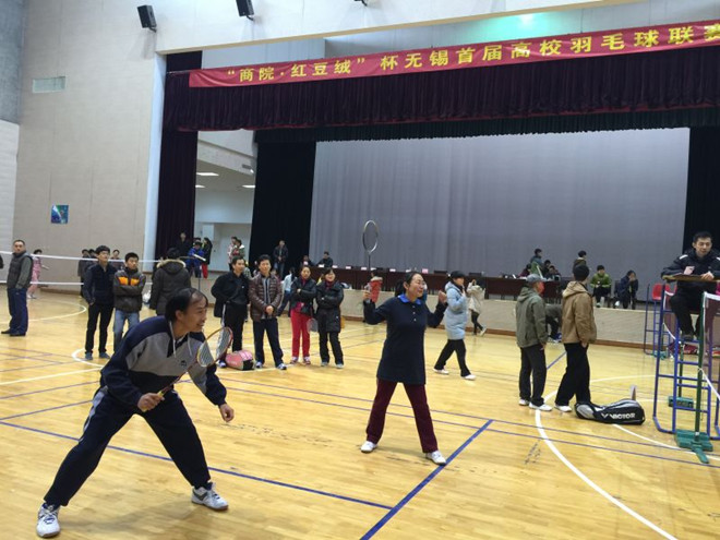 金征宇副校长带队出征比赛