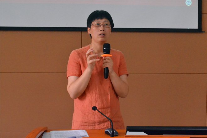 李佳敏书记主讲“三严三实”专题教育党课