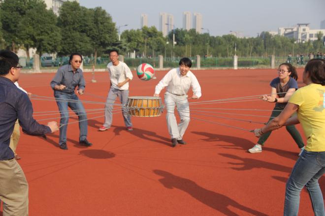 “鼓动人心”