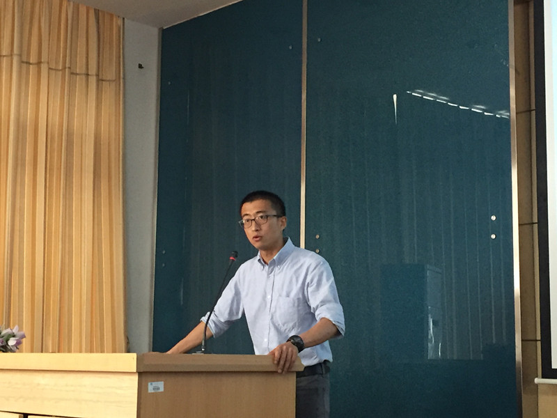 理学院青年教师协会主席刘朗发表就职演说
