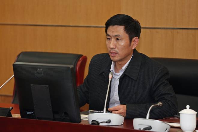 组织部长戴月波对相关条例进行解读
