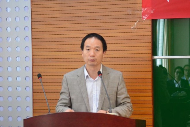 院长堵国成致辞