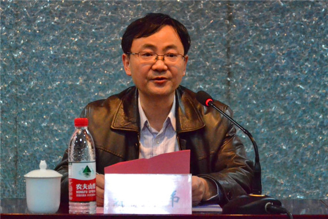 商学院常务副院长朱晋伟致辞