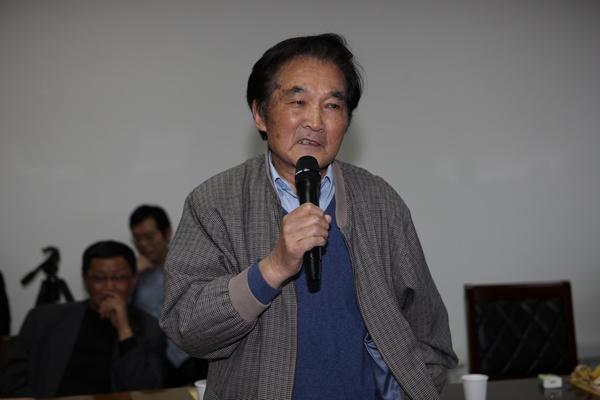 油脂专业的教师代表雕鸿荪教授