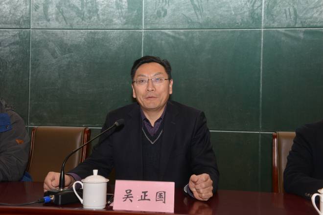 校党委常委、校长助理、医学院党委书记吴正国致辞
