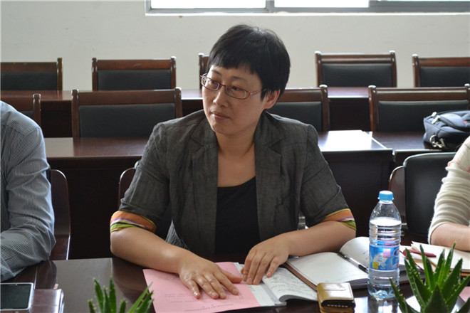 李佳敏书记出席会议