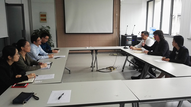 两校就双方合作情况开展会谈