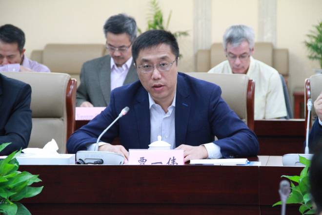 教育部科技发展中心高校科技产业处贾一伟处长