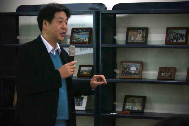 校党委宣传部部长倪松涛致辞