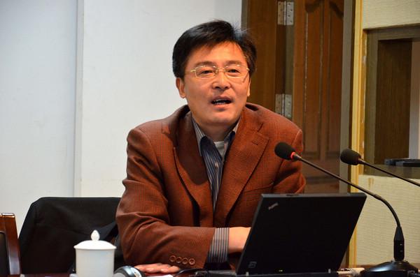 符惠明副书记为老科协作十八大辅导报告