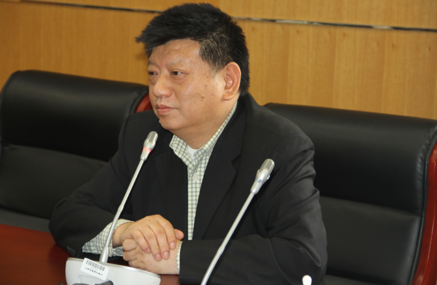 张灏教授作报告